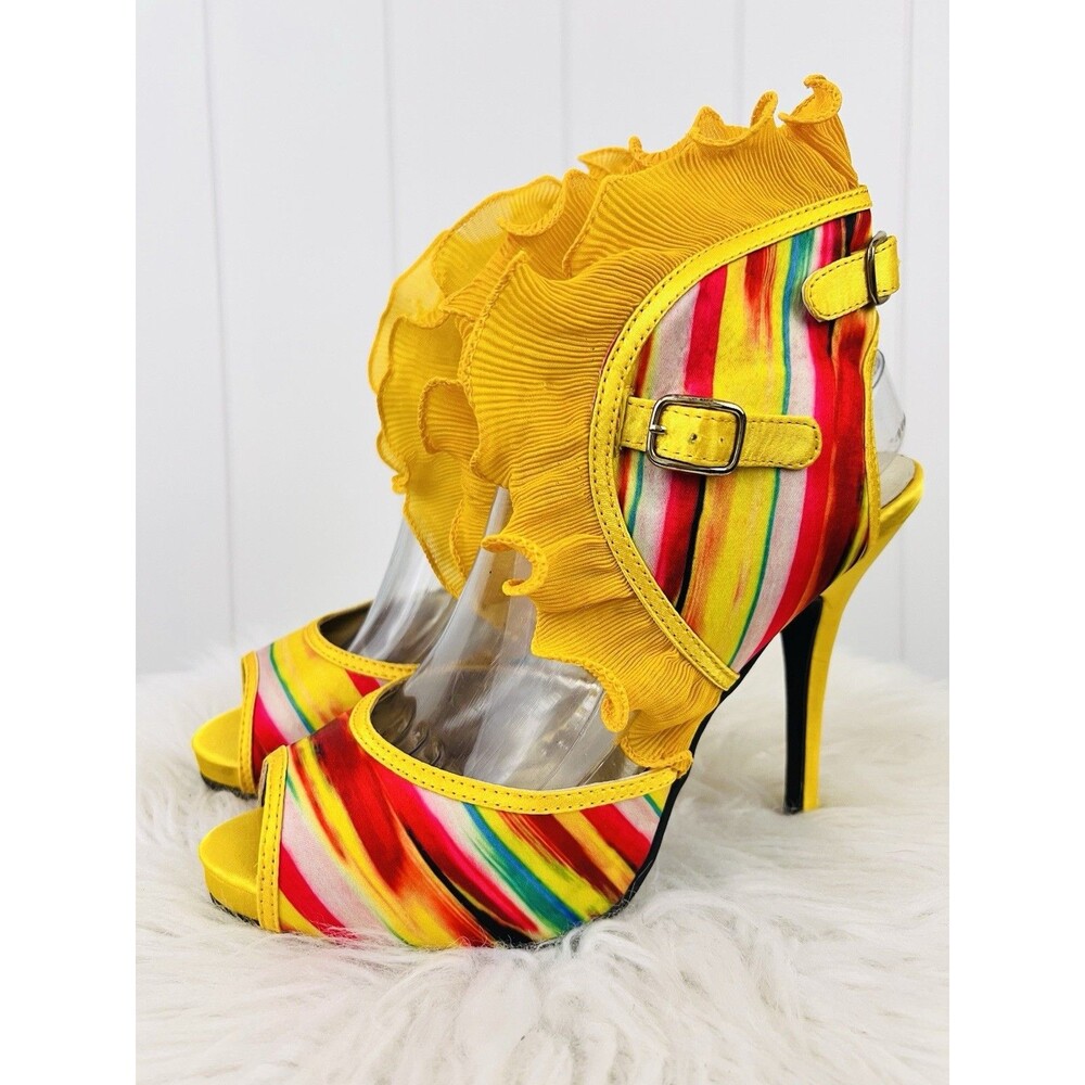 Glamorous Wild Rose Platform Stiletto Heels Ruffled Ankle Strap Size 9